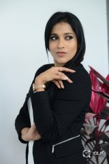 Rashmi Gautam Interview About Next Nuvve Movie